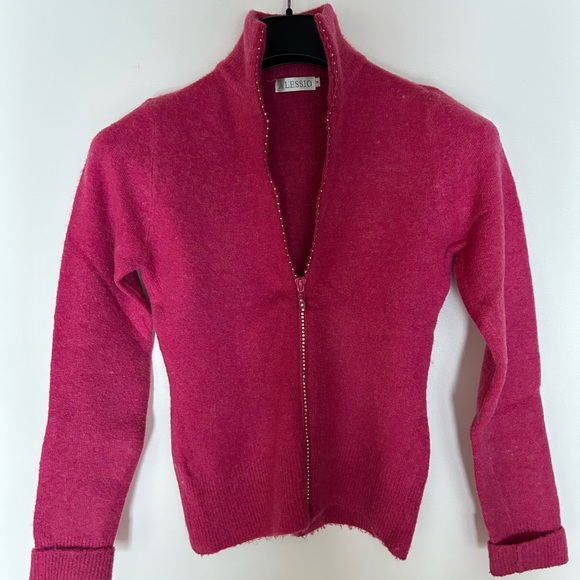 Wool Sweater. Small. - Picture 2 of 5